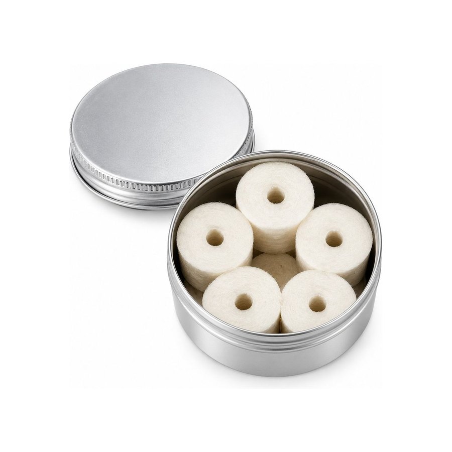 Round tin with ring plugs