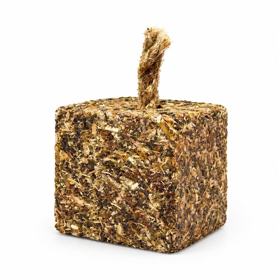 Wood fibre cube fire starter with jute wick